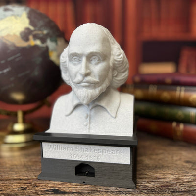 William Shakespeare - Talking Busts - Plastic Collectible Toy - Press The Button for a Quote or Fun Fact