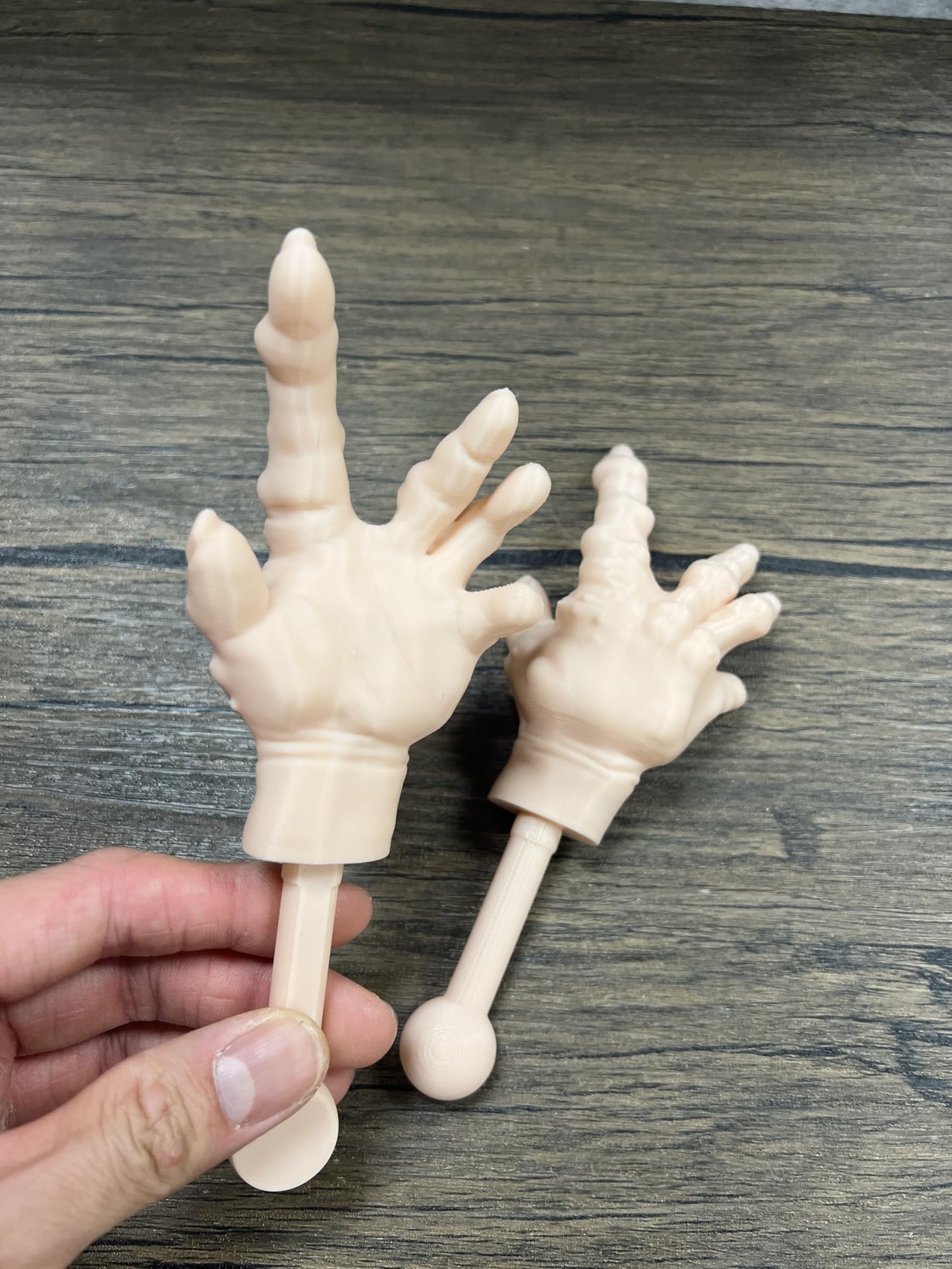 1 Pair Tiny Hands with Sticks - Mini Little Hand Stick Puppet - Halloween Costume - Strong Hand Prop - Scary Movies - Novelty Gift - TikTok Famous
