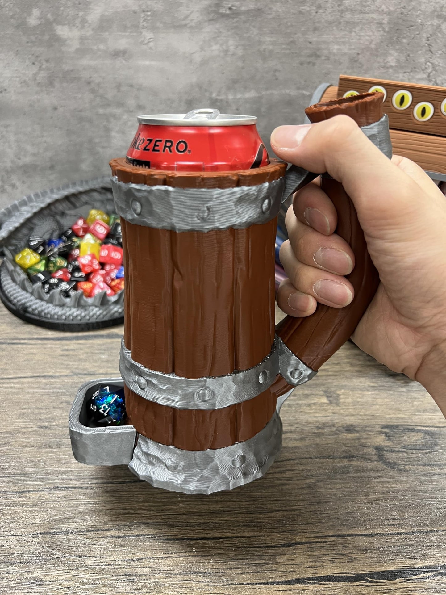 Tavern Mug Dice Tower - No Paint Odorless Insulated Cup Can Dice Tower - (Random 7PCS D20 Dice Set Included) - Dice Holder - Dungeons and Dragons - DND Gift