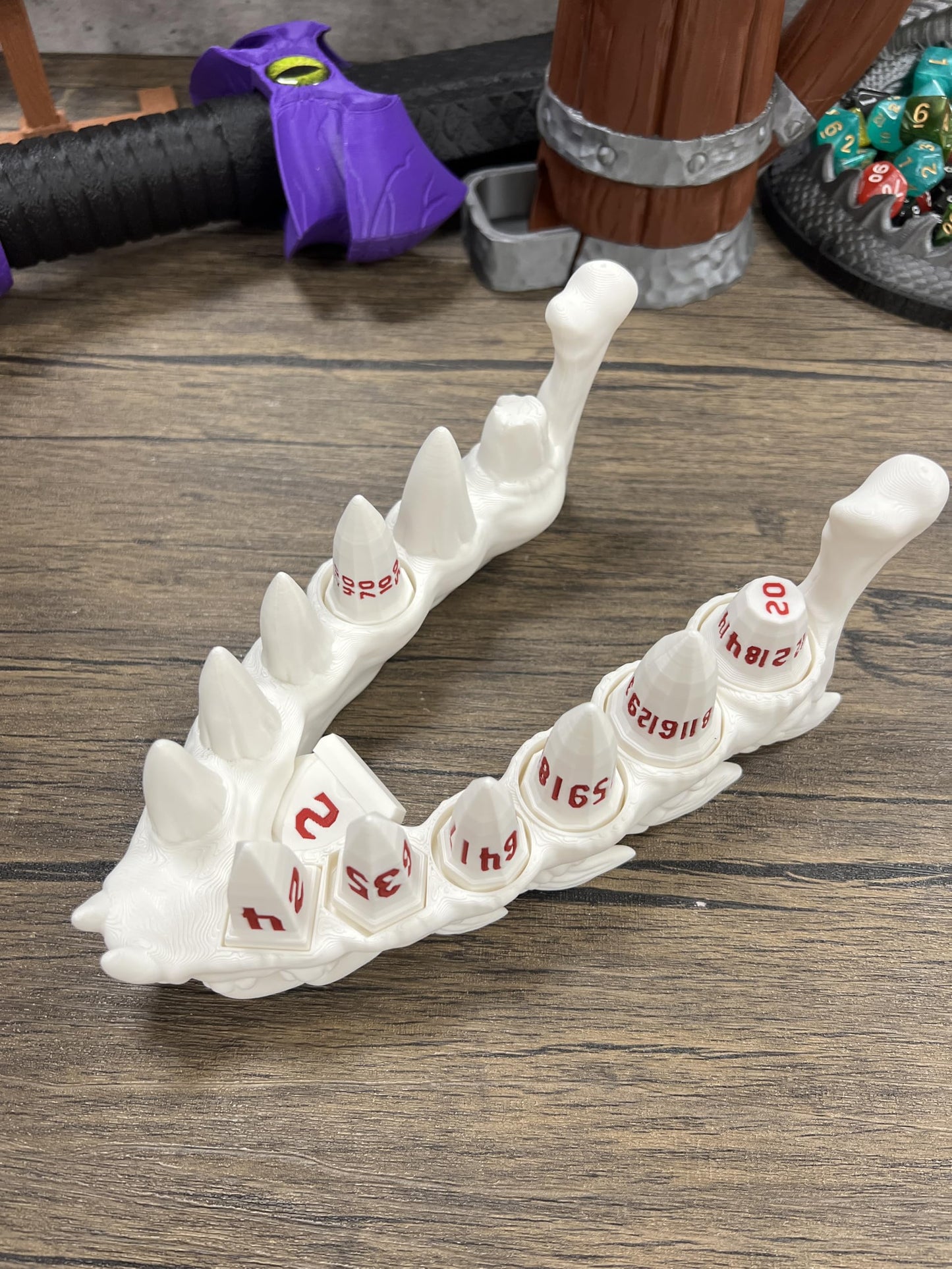 Dragon Fang Dice Set with Jaw Dice Holder - Dragon Teeth Dice - 8 Piece D20 Set with D2 - Tabletop Roleplaying Games - Dungeons and Dragons - DND - D&D