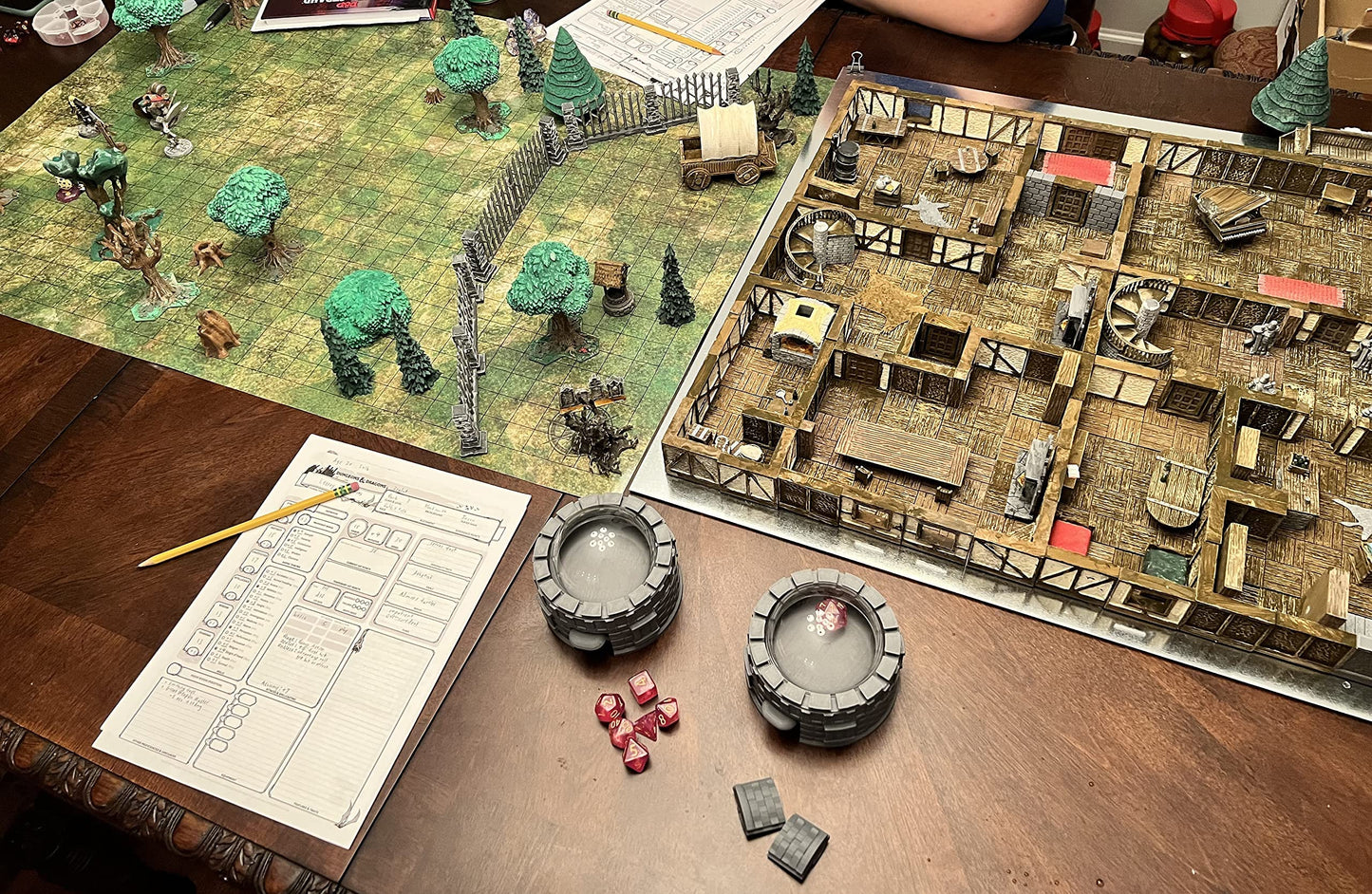 Castle Dice Popper V2 - Dice Jail - for TTRPG & Board Games - (Random 7PCS D20 Dice Set Included) - Dice Roller, Tower, Holder - Dungeons and Dragons, DND